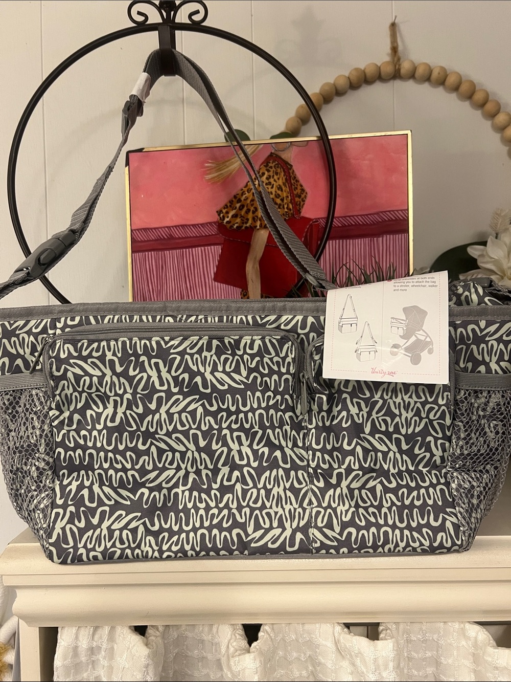 thirty-one Gray and White Cargo clip on thermal lunch tote